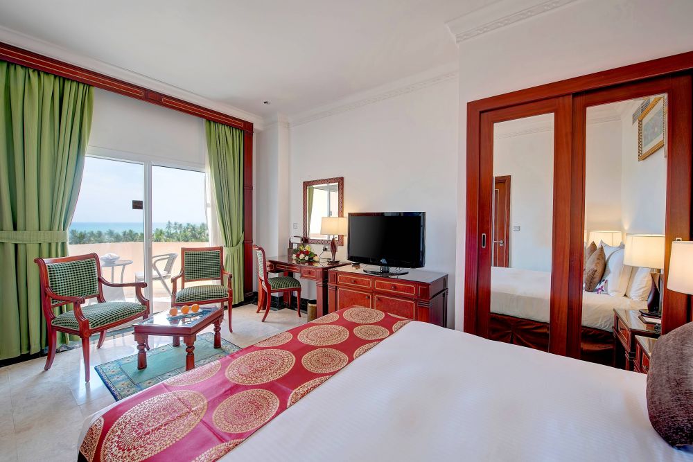 Executive Suite, Crowne Plaza Resort Salalah 5*