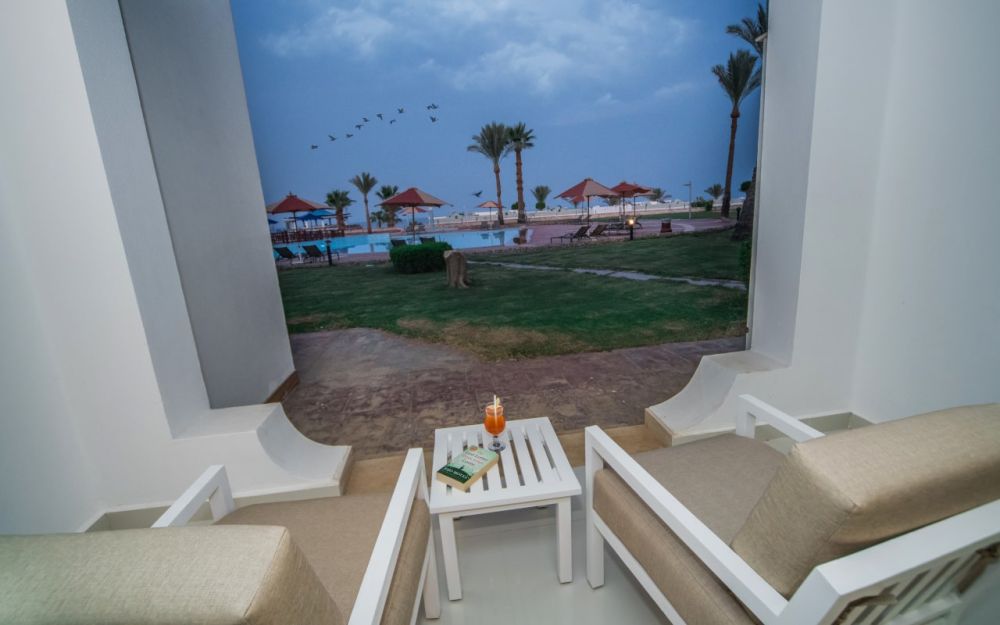 Premium Suite GV/SV, Renaissance Sharm El Sheikh Golden View Beach Resort 5*