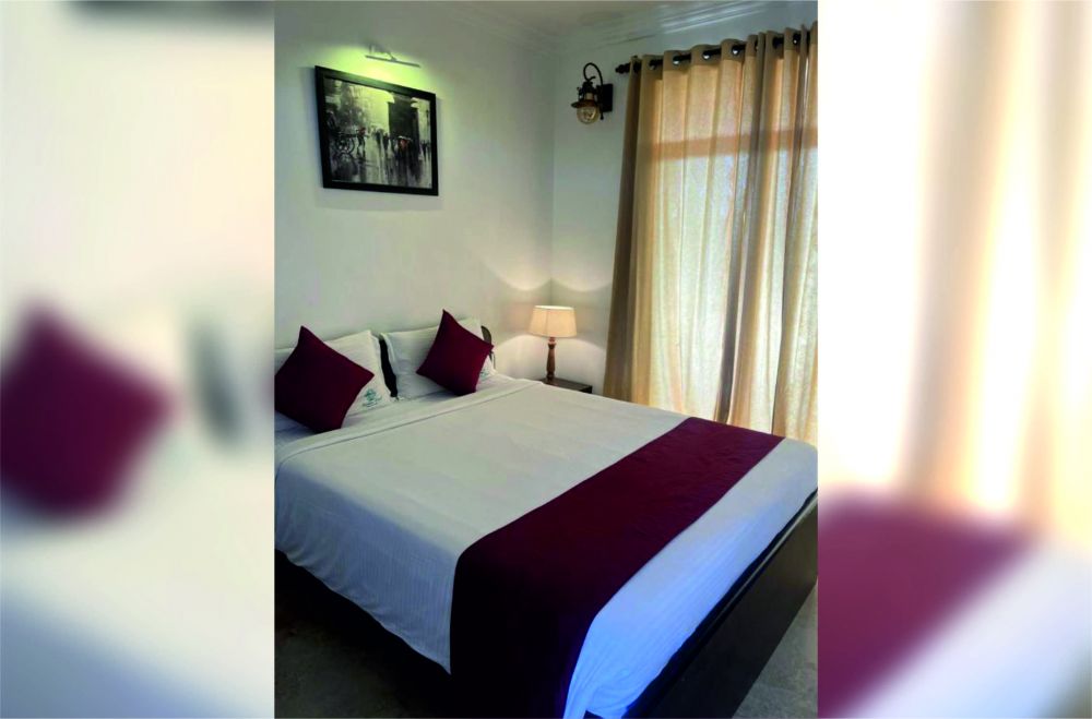 Premium, Martins Crest Goa 3*