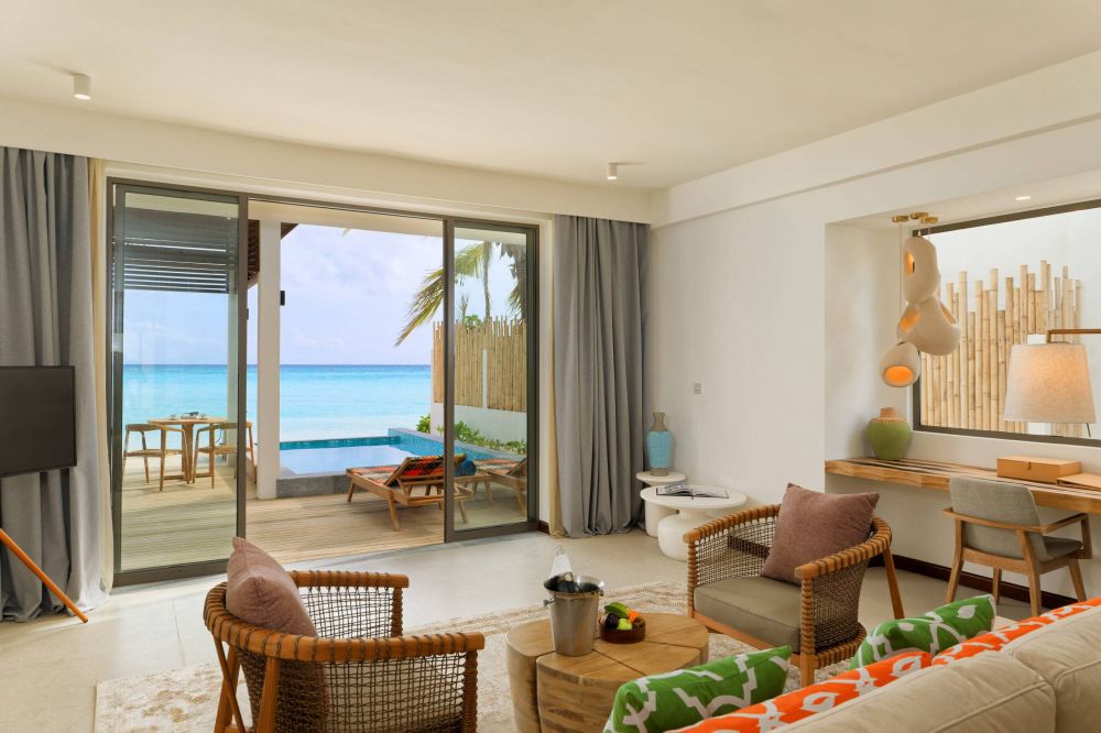 Beach Pool Suite, Meyyafushi Maldives 5*