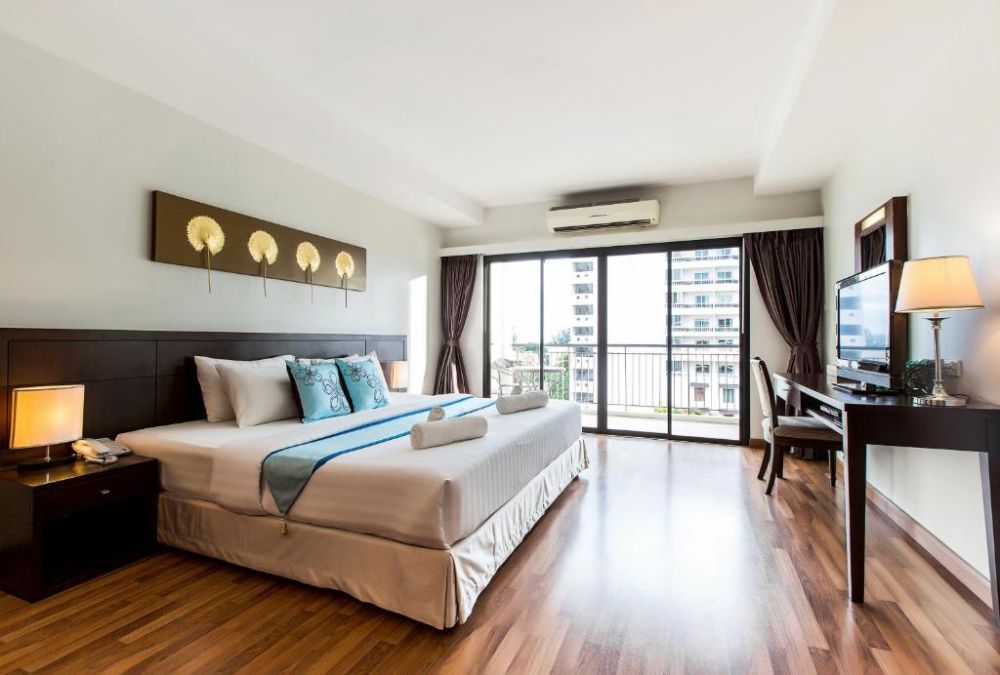 Deluxe Studio, Fifth Jomtien 4*