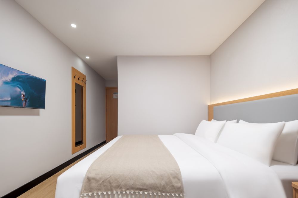 Deluxe King Room, Sanya Guanhailou Hotel 3*