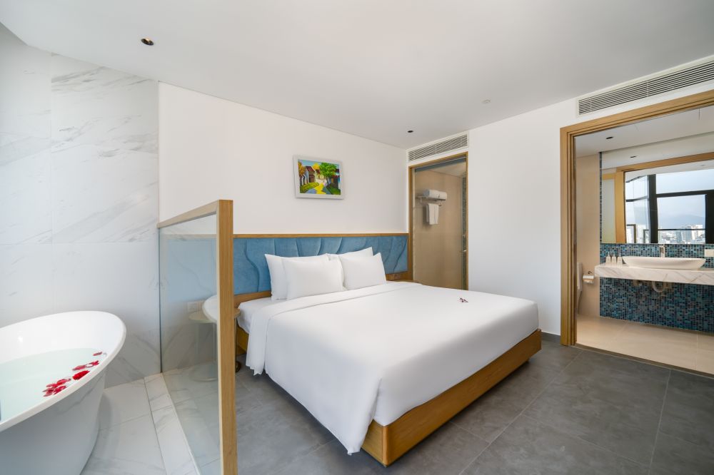 Executive Suite, San Marino Boutique Danang 4*