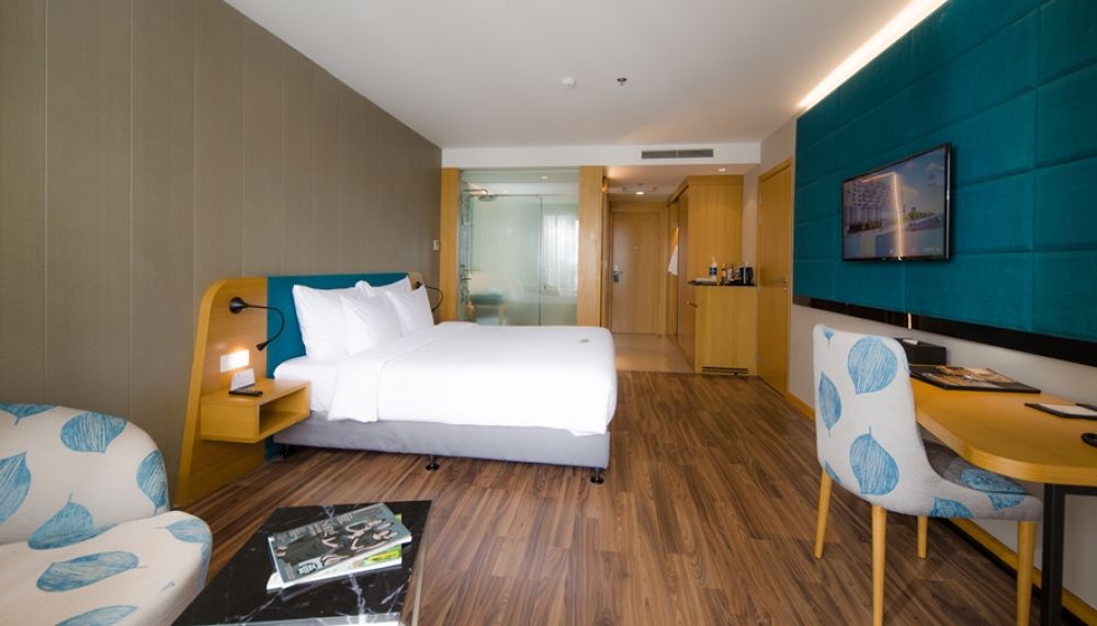 Premier Deluxe, Quinter Central Nha Trang 5*