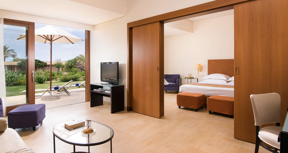 Superior 2 Bedroom Family Hotel Suite Garden View, Kernos Beach Hotel 4*