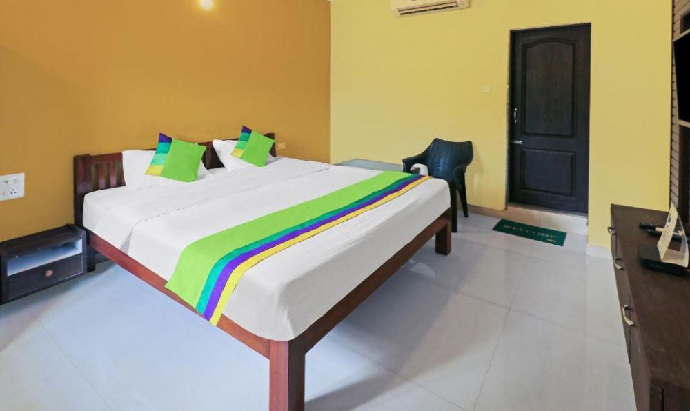 Deluxe AC, Treebo Morjim Pride 3*