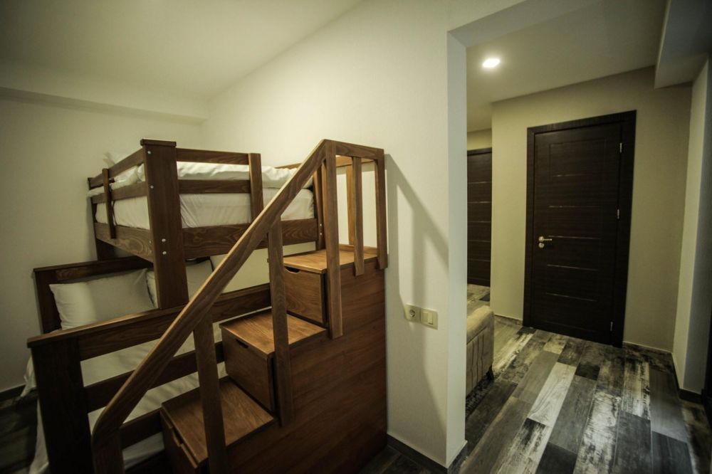 Family, Borjomi Underwood 4*