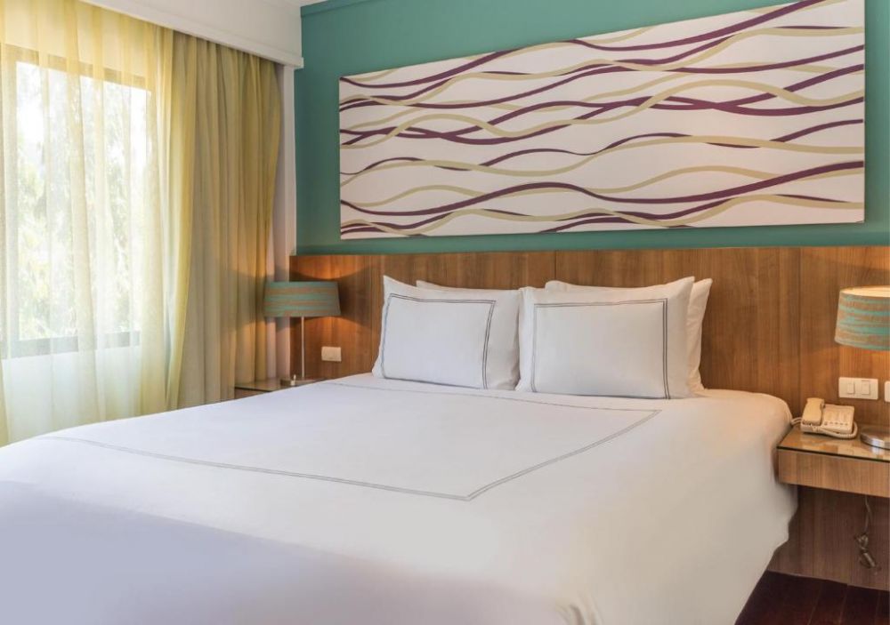 1 Bedroom Family Suite, Radisson Resort & Suites Phuket (ex. Swissotel Suites Phuket Kamala Beach) 4*