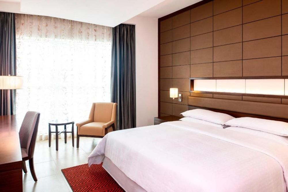 Classic room, Four Points by Sheraton Sharjah 5*