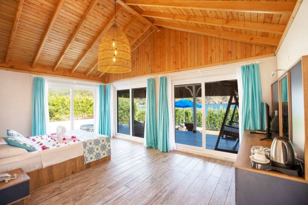 Seaside Bungalow, The Bay Beach Club 5*