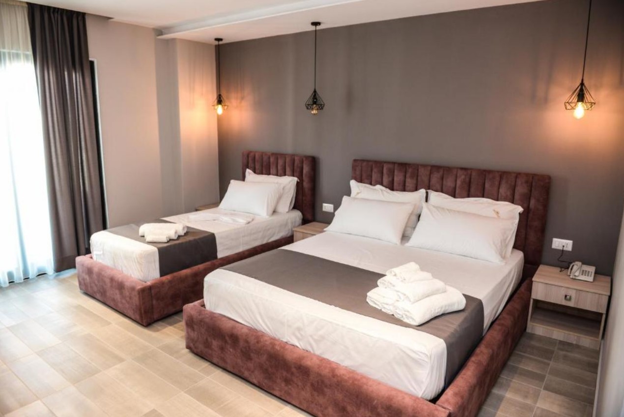 Standard/Triple, Brilant & Spa Durres 5*