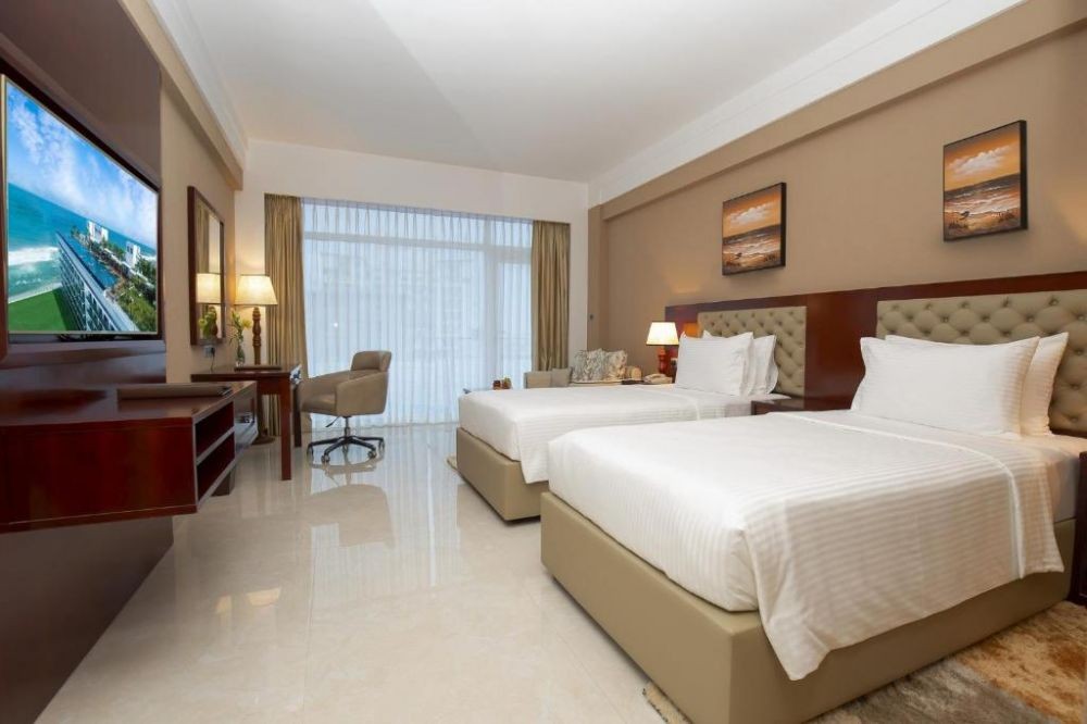 Superior/Deluxe King, Marino Beach Colombo 4*