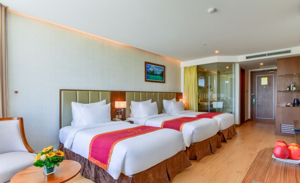 Deluxe Partial SV, Regalia Gold Hotel Nha Trang 5*