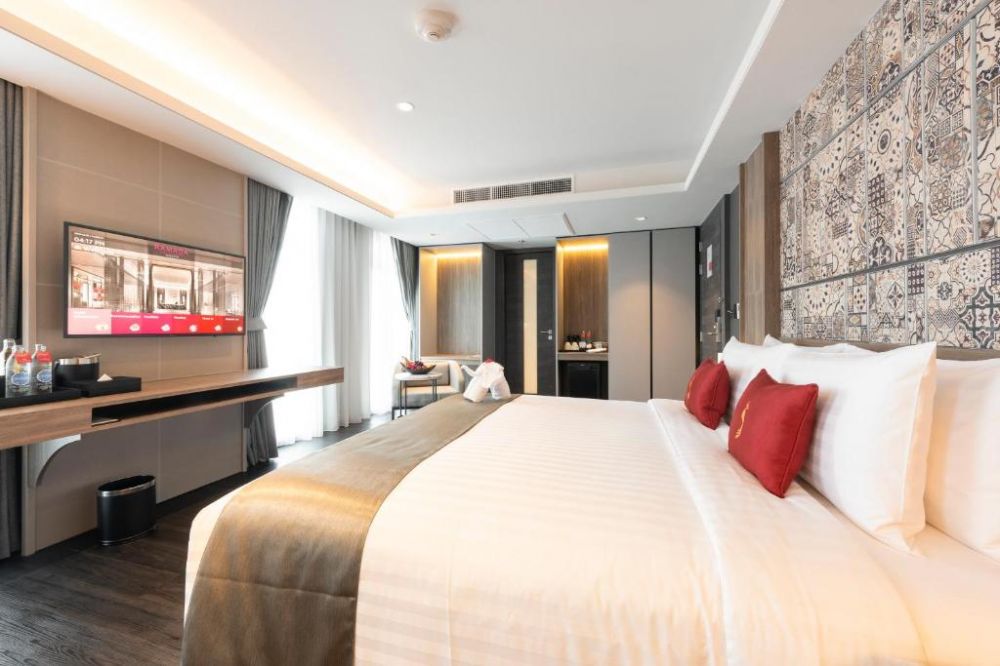 Premium Room, Ramada Plaza By Wyndham Chao Fah 5*