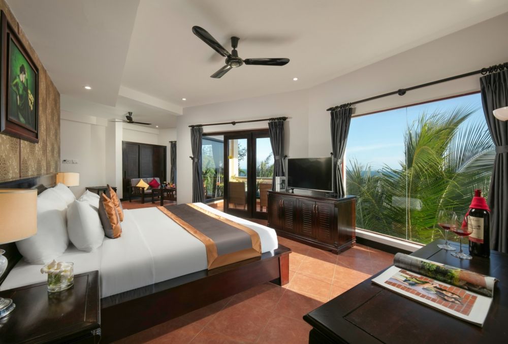 Deluxe Beach Front, Sea Lion Beach Resort & Spa 4*