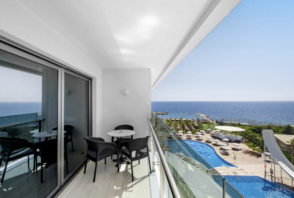 Family Room Land View/ Sea View, Rubi Platinum Sign Hotel 5*