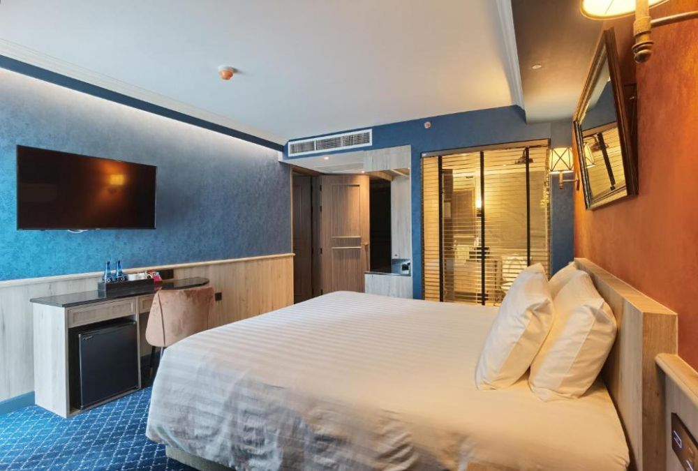 1st Class Coach, The Coach Boutique Hotel Bangkok 4*