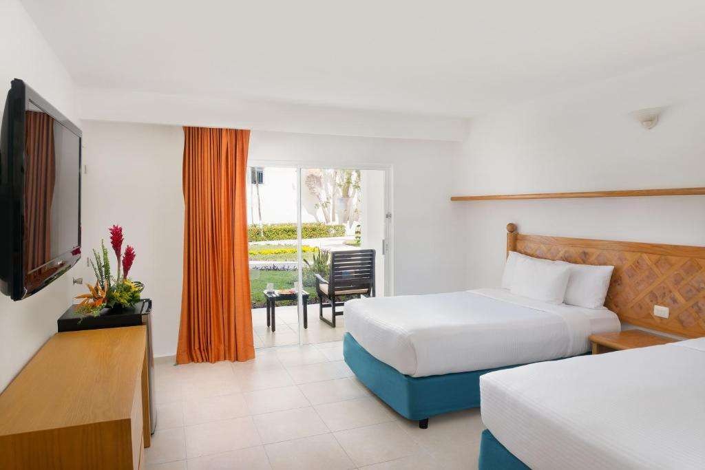 Standard, Beachscape Kin Ha Villas & Suites Cancun 3*