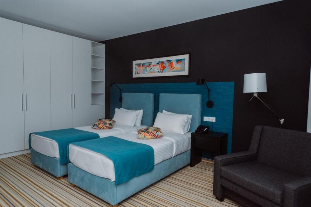 Trpl/Trpl Sea View, Tangerine 4*