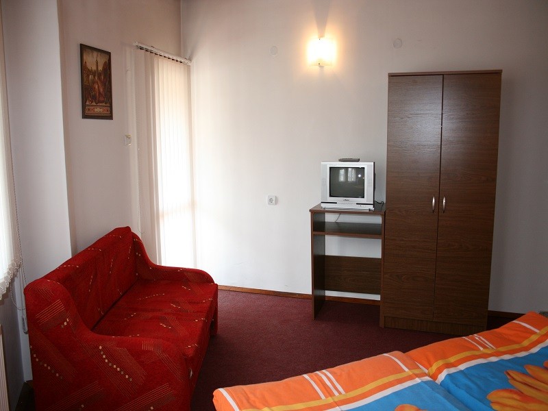 Large, Aseva House 3*