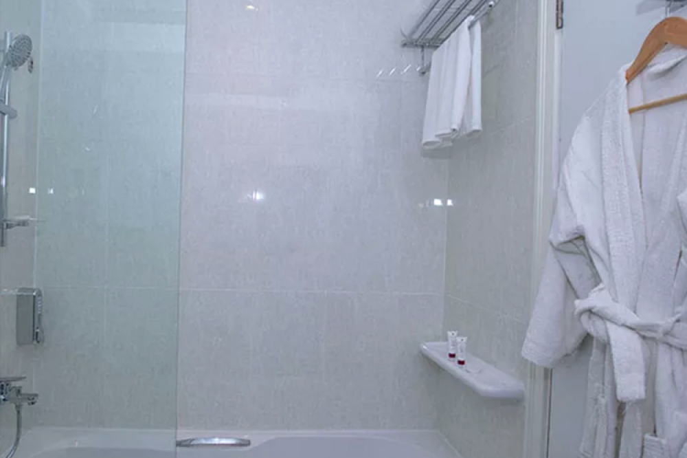 Studio Ocean View King / Twin, Fortis Hotel Fujairah 4*