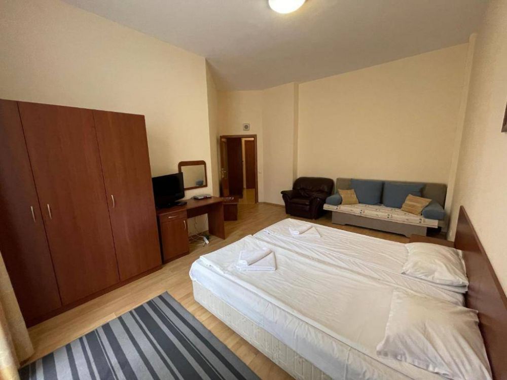 Studio/ Studio large, Flora Persay Apartments 4*