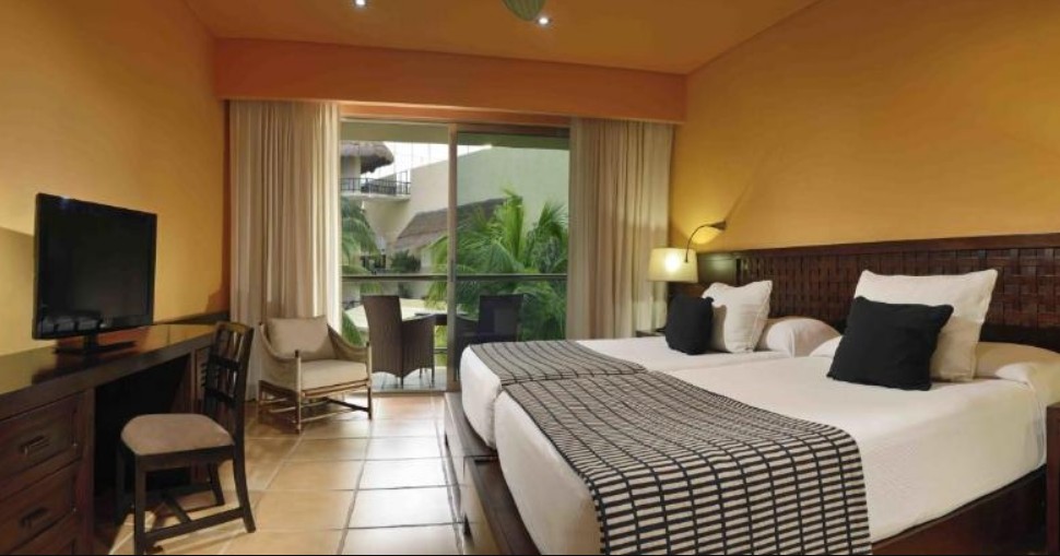 Privileged Superior/ Ocean View, Catalonia Riviera Maya 4*