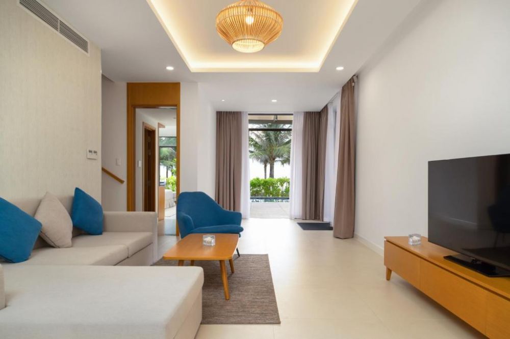 3 оr 4 Bedroom Pool Villa Beach Front, Wyndham Garden Cam Ranh Resort 5*