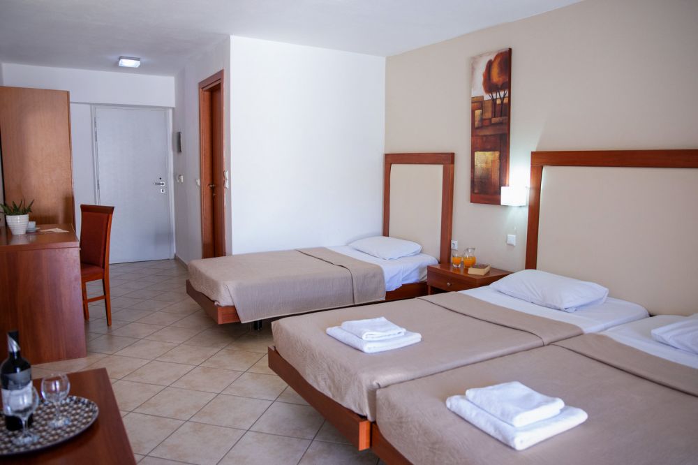 Standart, Xidas Garden Charm Hotel 3*