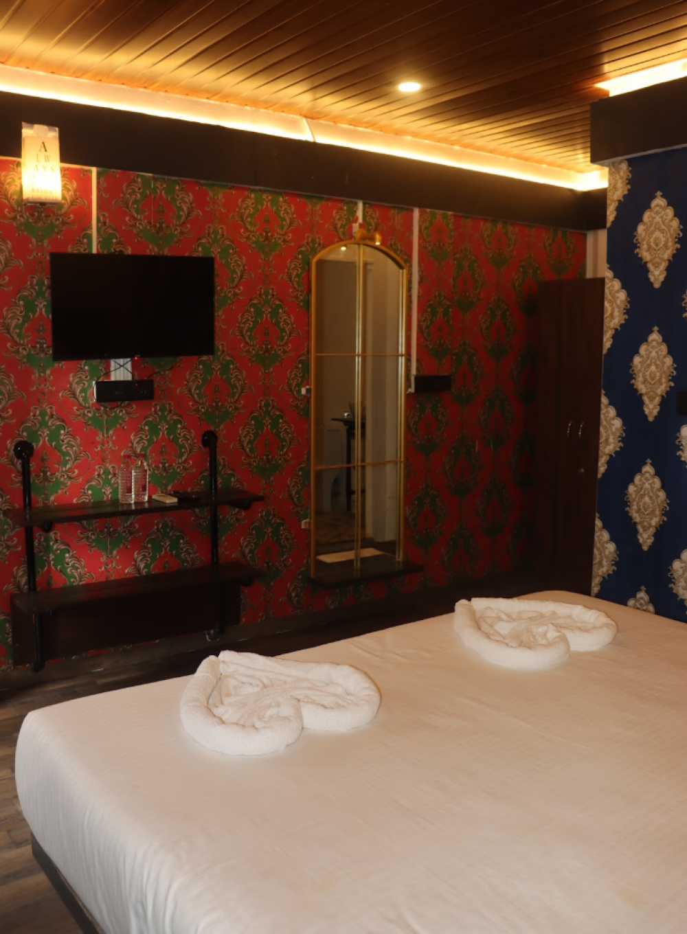 Premium, Da Beach Box Pub & Resort 3*