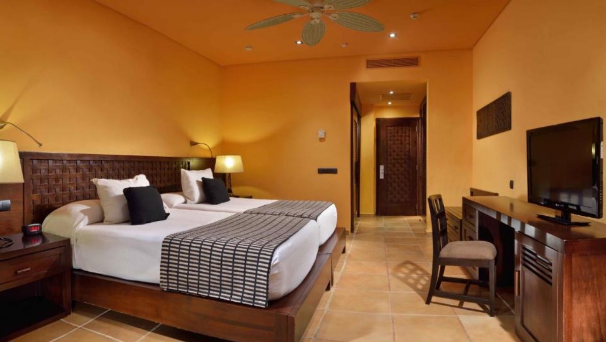 Privileged Superior/ Ocean View, Catalonia Riviera Maya 4*