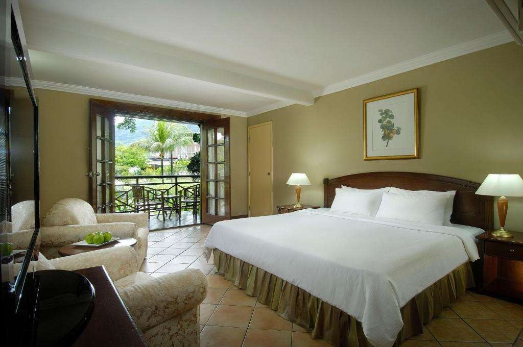 Deluxe Room, Berjaya Beau Vallon Bay Hotel 3*