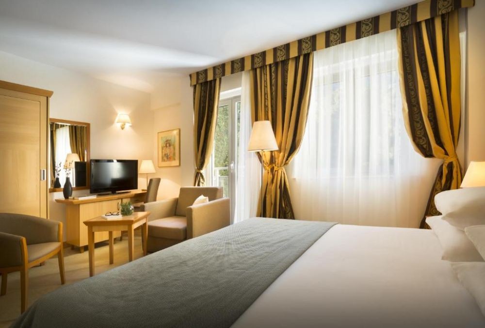 Comfort Double Room, Aminess Grand Azur Hotel 4*