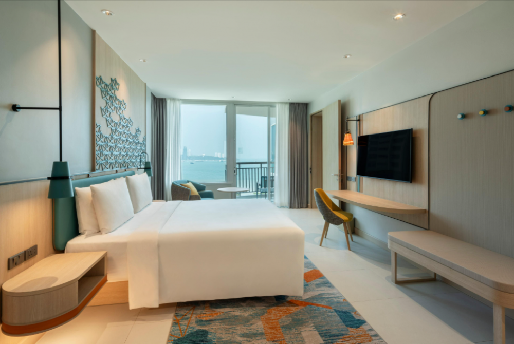 Two Bedroom Suite, Holiday Inn Pattaya 5*