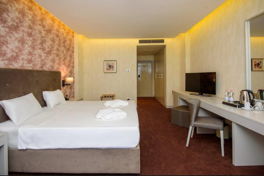 Standard DBL/TWN Room CV/SV, Grand Gloria 5*