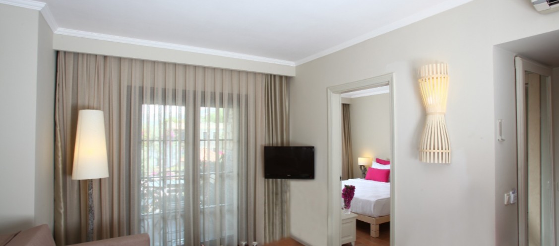 Suite, Zeytinada 4*