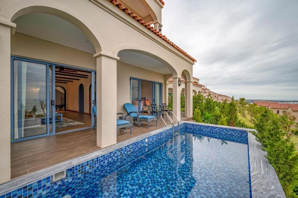 2 Bedroom Residence Villa Private Pool, Centara Mirage Resort Mui Ne 4*