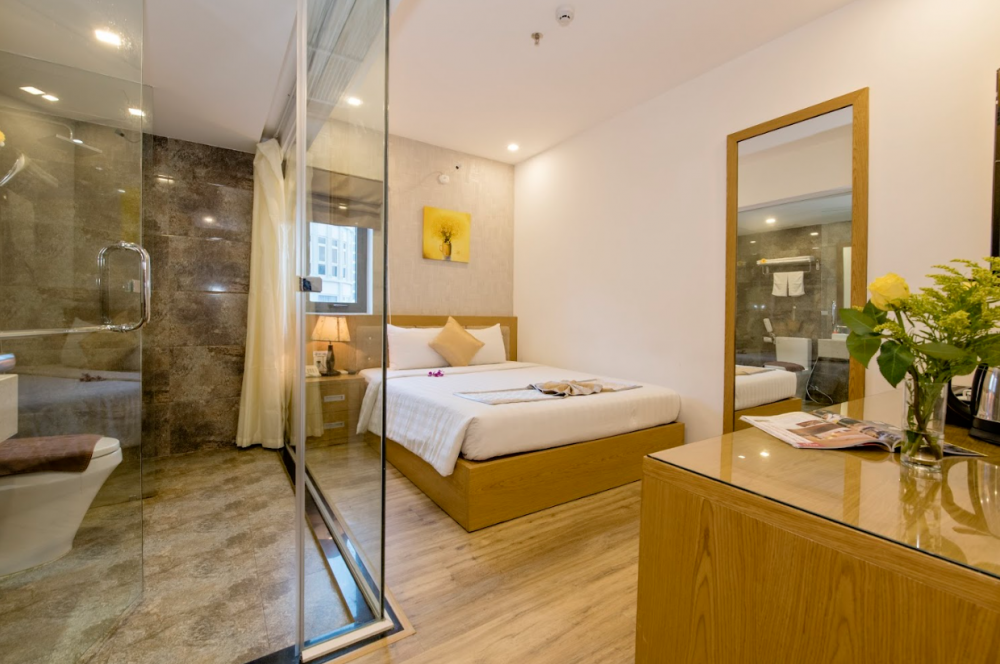 Superior, Helios Boutique 3*