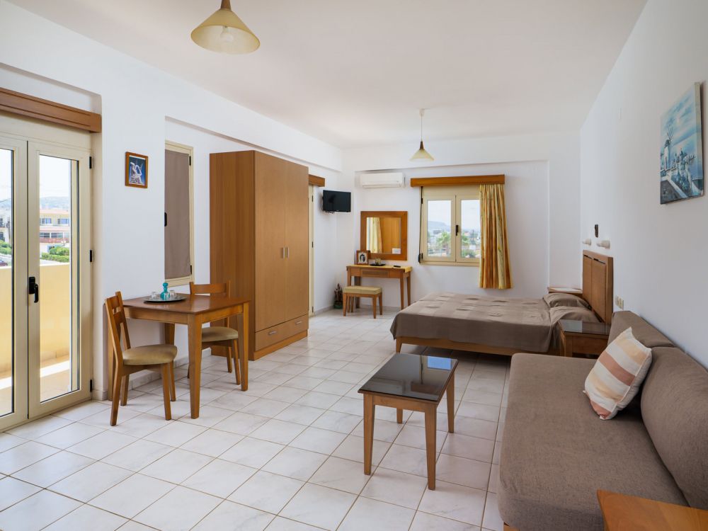 Standard Studio, Fotis Studios Apartments 4*