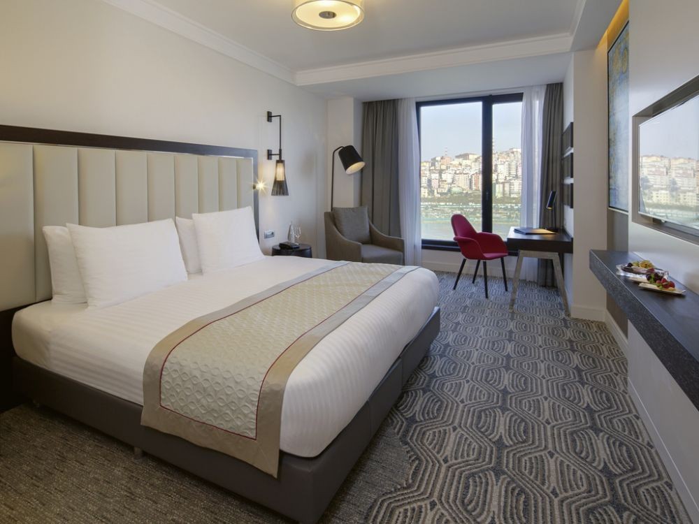 Superior Room, Movenpick Hotel Istanbul Golden Horn 5*