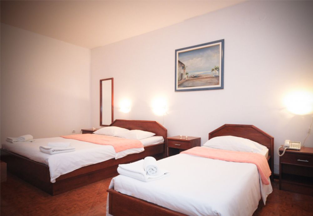 Standard DBL/ Twin Room, MB Hotel 3*