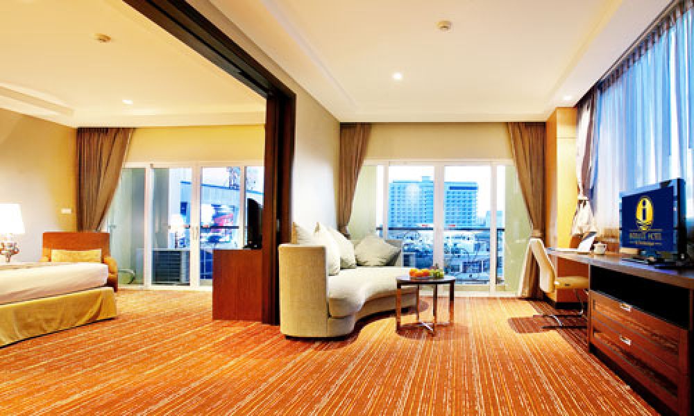 Executive Suite, Intimate Hotel 4*