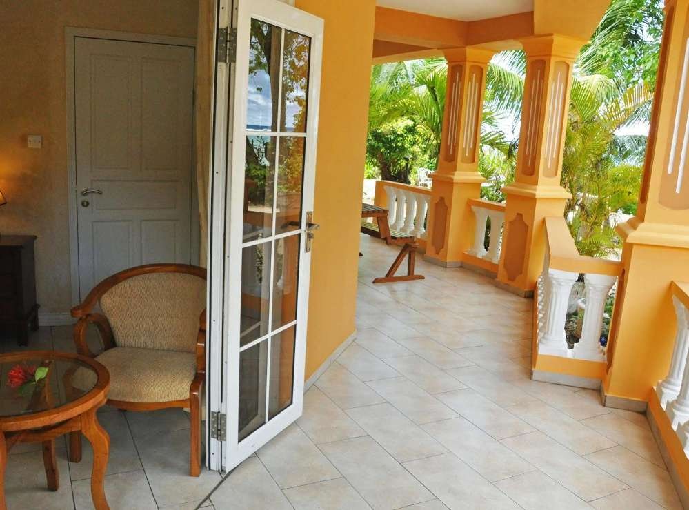 Beachfront Room, Villa Dorado 