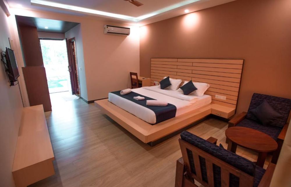 Deluxe Room, Golden Sands Resort 3*