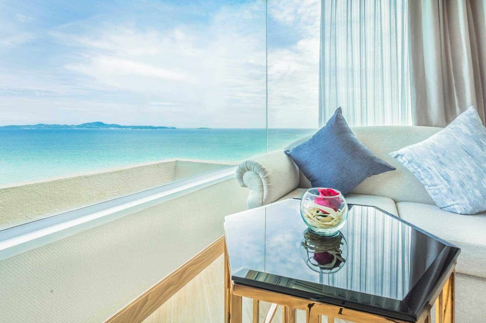 1 Bedroom Diamond Suite, Royal Cliff Beach Hotel 5*