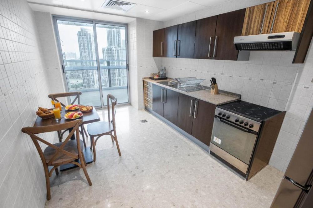 Deluxe 3-Bedroom Apart, City Premiere Hotel 