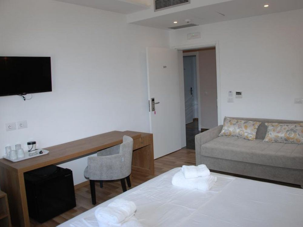 Standard Room SSV, ALER Bianco 4*