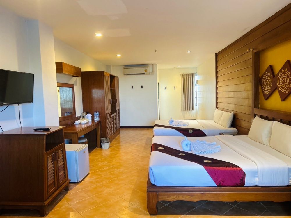 Grand Superior Room, Bel Aire Patong Resort 4*
