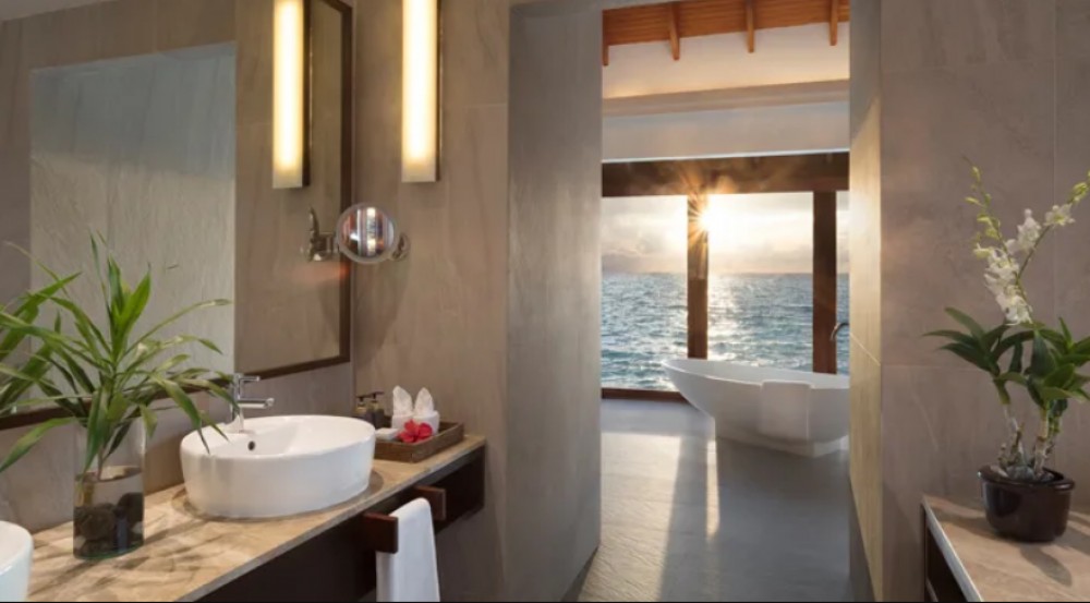 Sunset Over Water Suite, Anantara Dhigu Resort & Spa 5*