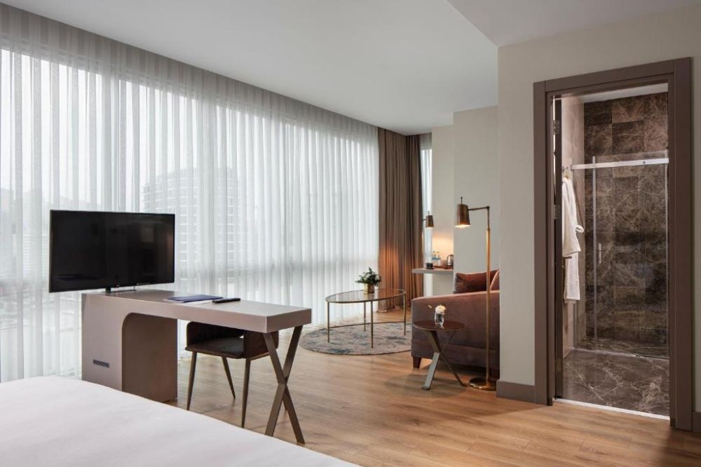 Suite Room, Delta Hotels Marriott Istanbul Halic 5*